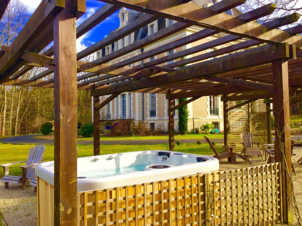 Château des Essards avec piscine et jacuzzi Langeais Extérieur photo